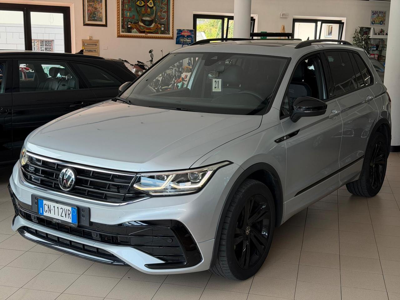 Volkswagen Tiguan 2.0cc tdi R-Line 4motion 150cv dsg Iva Esposta
