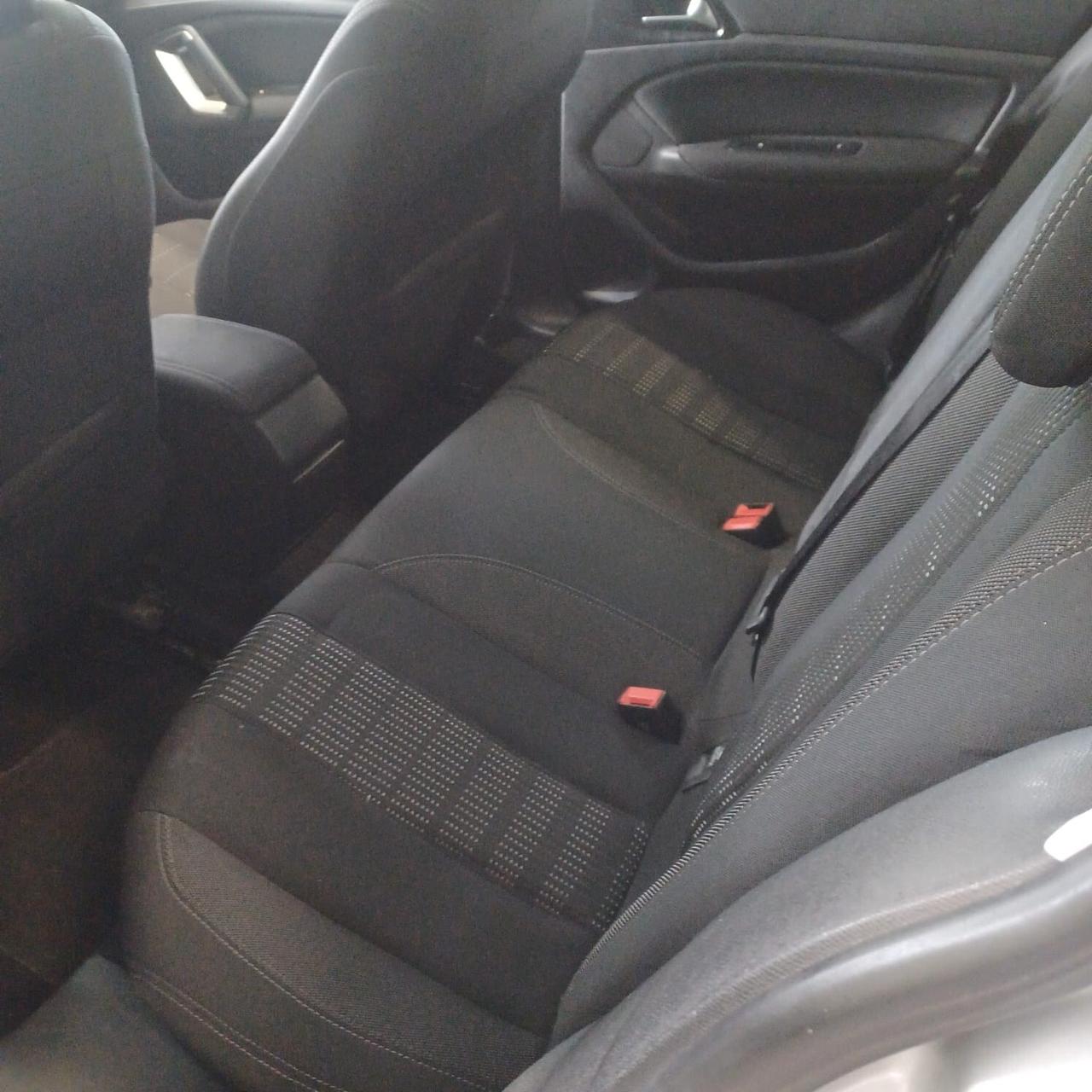 NEOPATENTATI PEUGEOT 308 1.6 TDI FULL OPTIONAL