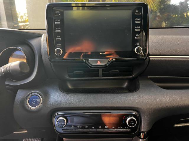 TOYOTA Yaris 1.5 Hybrid 5 porte Lounge