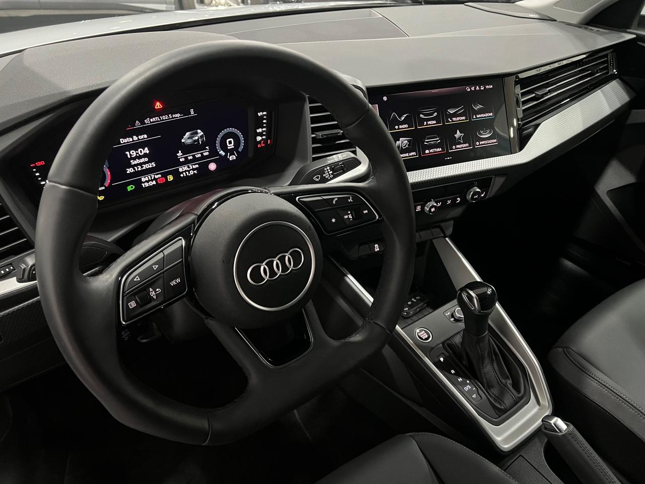 A1 allstreet 30 TFSI S tronic Identity Contrast