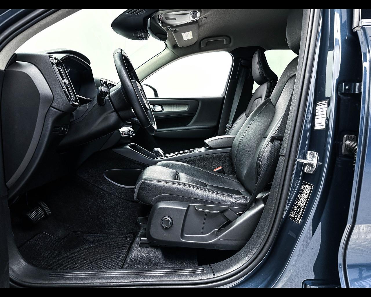 VOLVO XC40 T3 Geartronic Inscription
