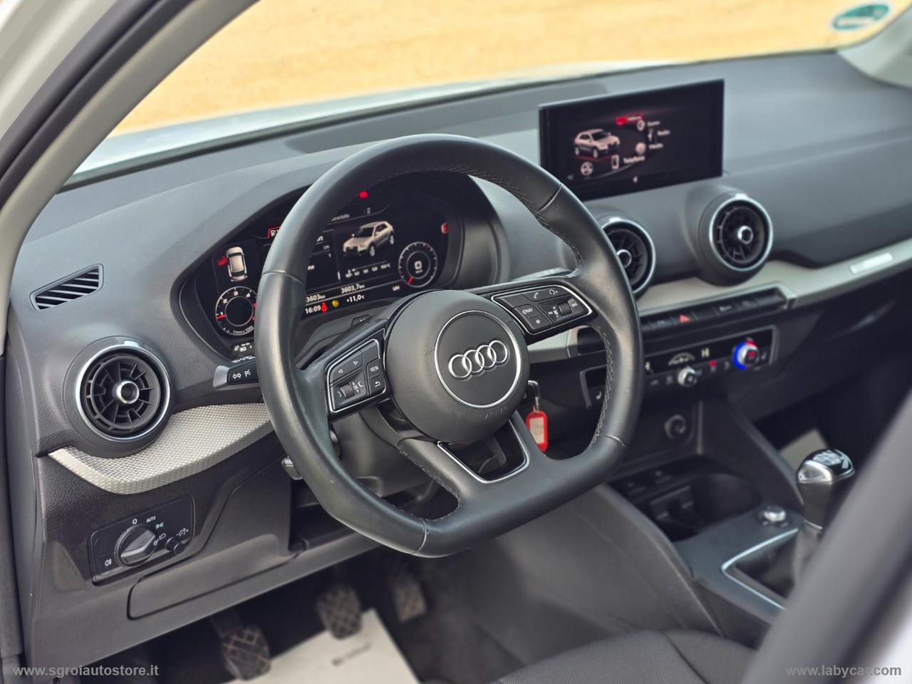 AUDI Q2 30 TDI S line Edition