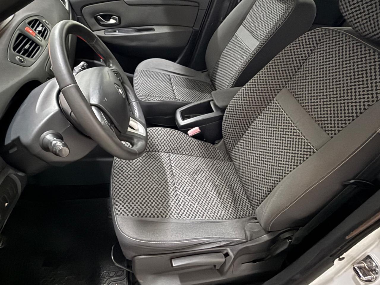 Renault Scenic Scénic 1.5 dCi 110CV Dynamique