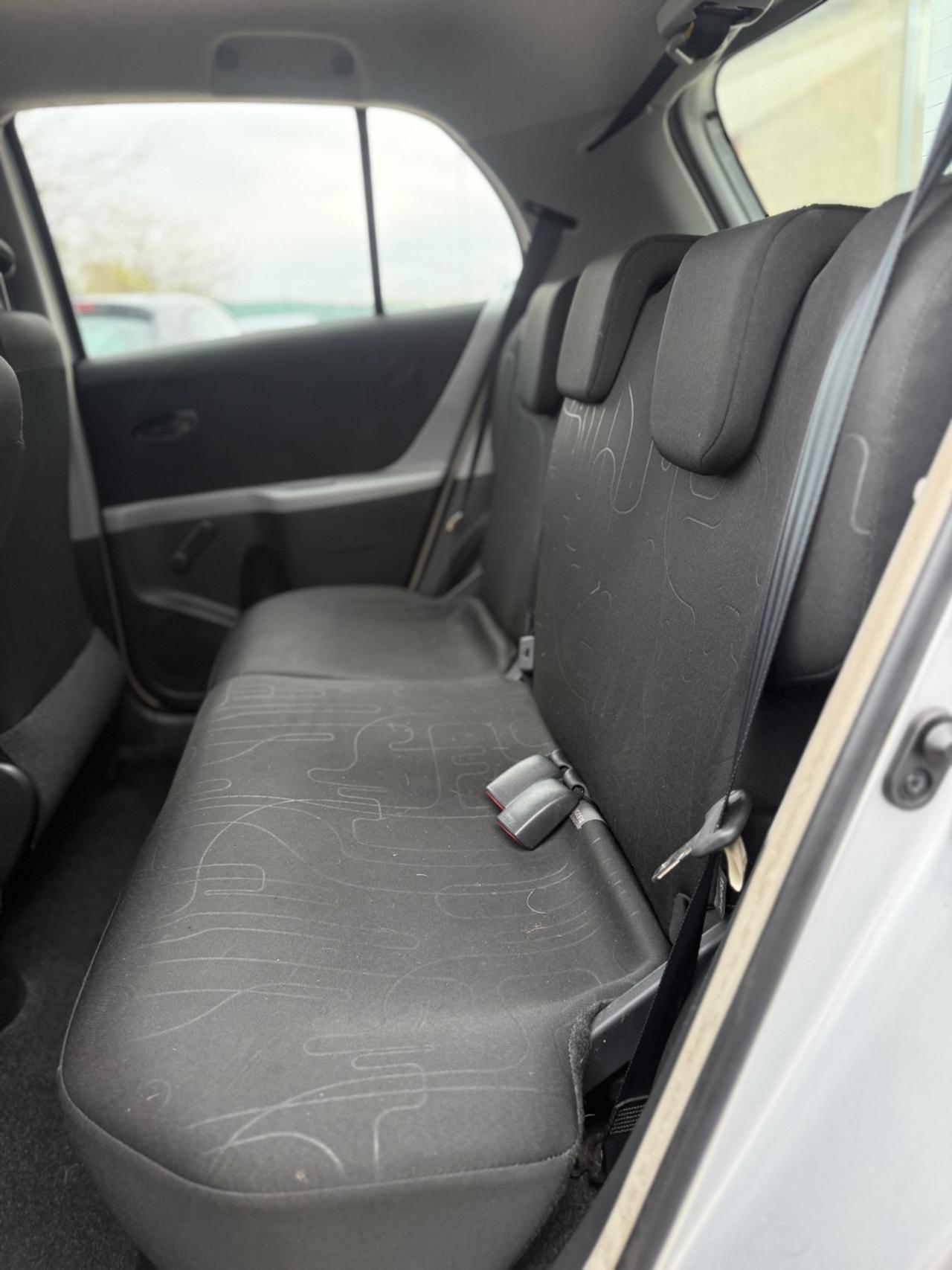 Toyota Yaris 1.0 5 porte