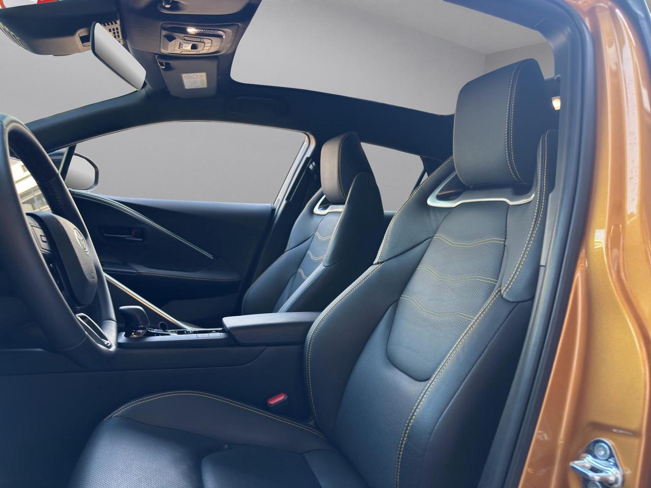 Toyota C-HR 2.0 phev Lounge Premiere fwd e-cvt