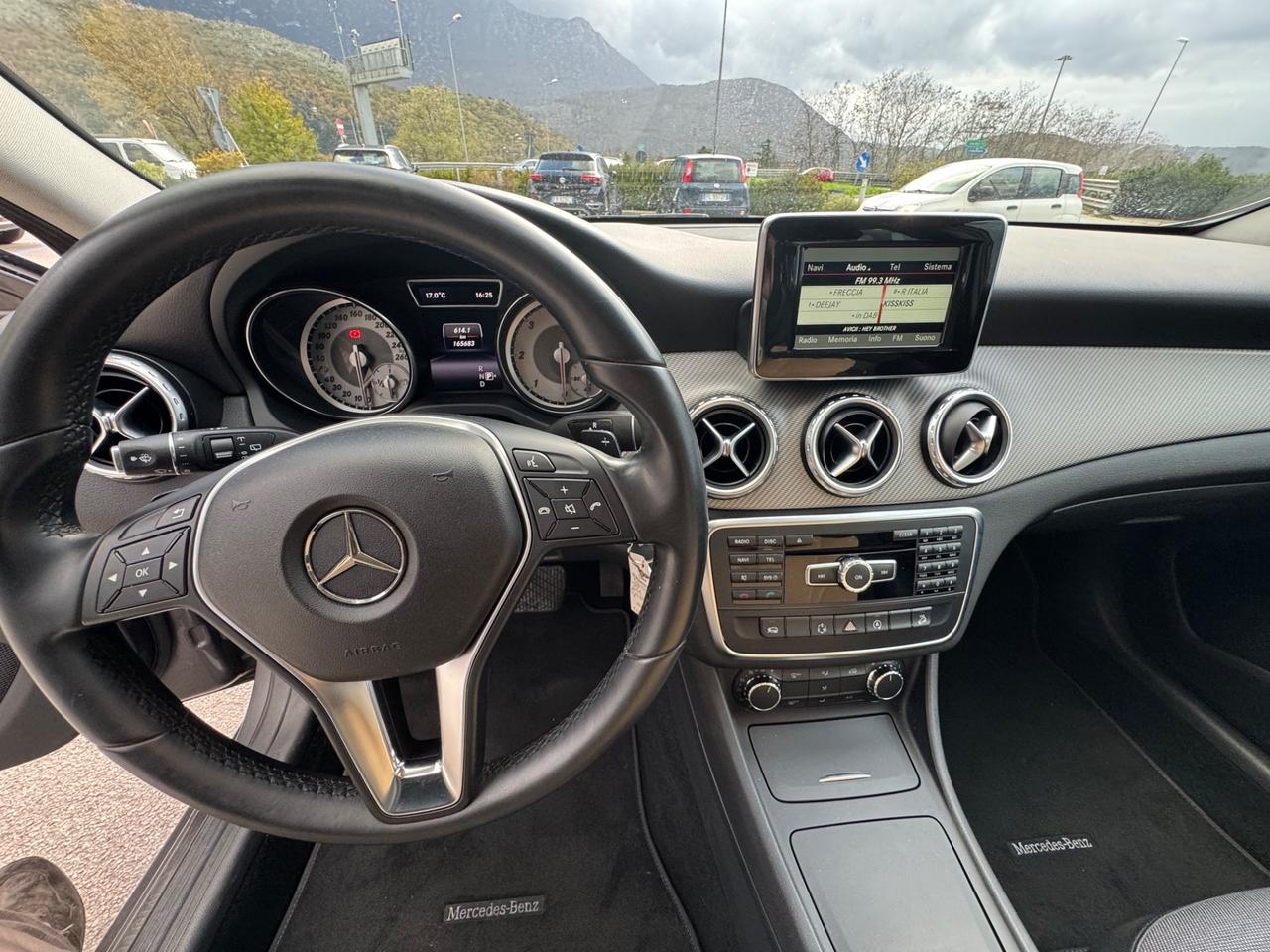 Mercedes-benz GLA 200 CDI Automatic 4Matic Sport
