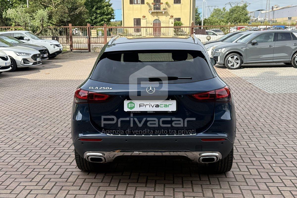 MERCEDES GLA 250 e EQ-Power Automatic Sport Plus