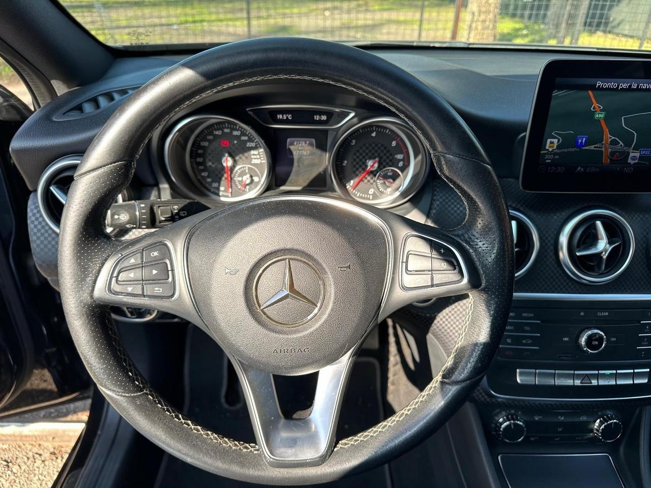 Mercedes-benz A 180 A 180 d Sport
