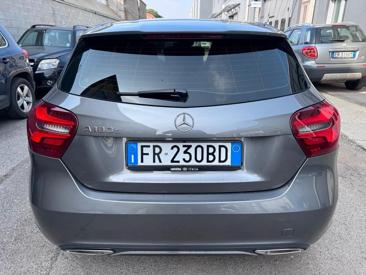 Mercedes-benz A 180 d Automatic Premium*EURO6*NEOPATENTATI