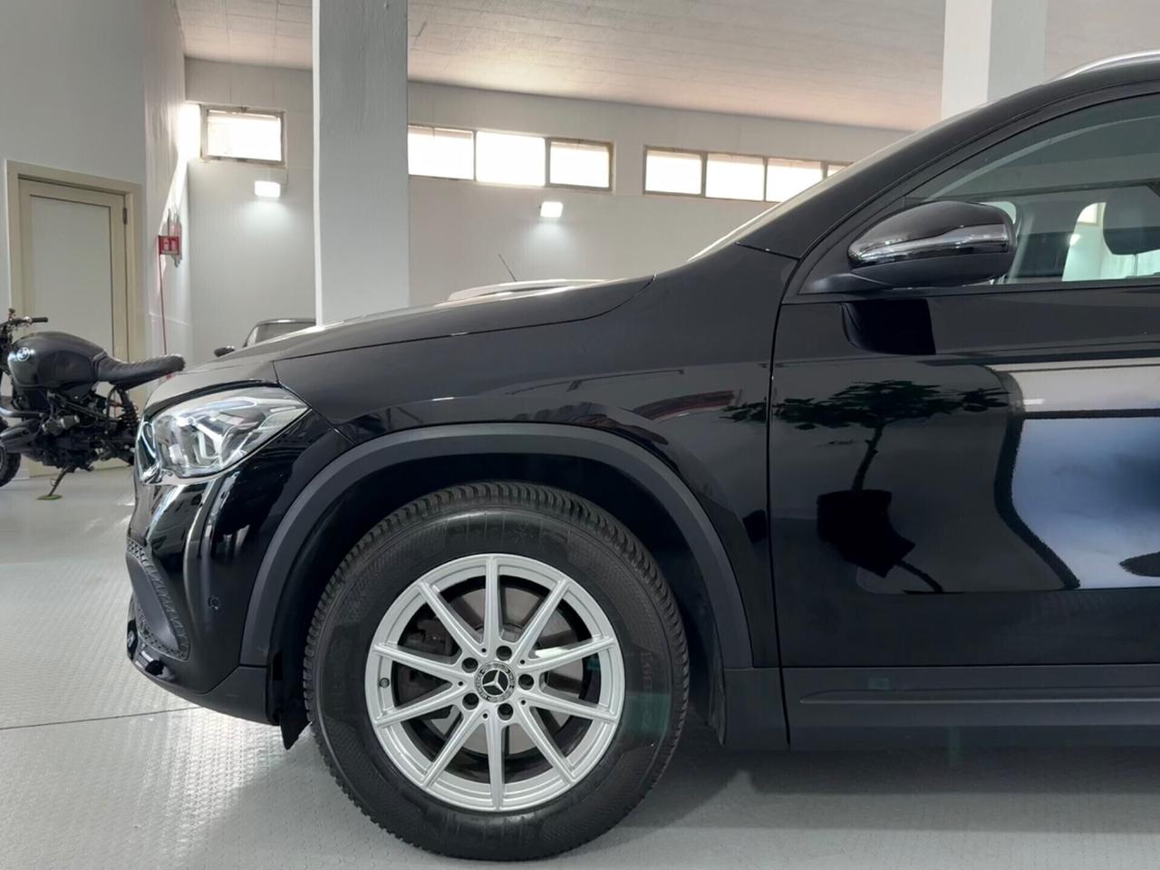Mercedes-benz GLA 200 d Aziendale Automatic Business Extra