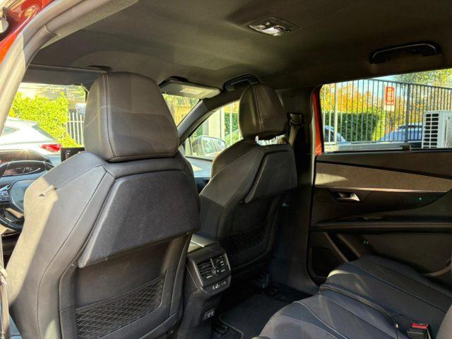 PEUGEOT 5008 BlueHDi 130 EAT8 GT