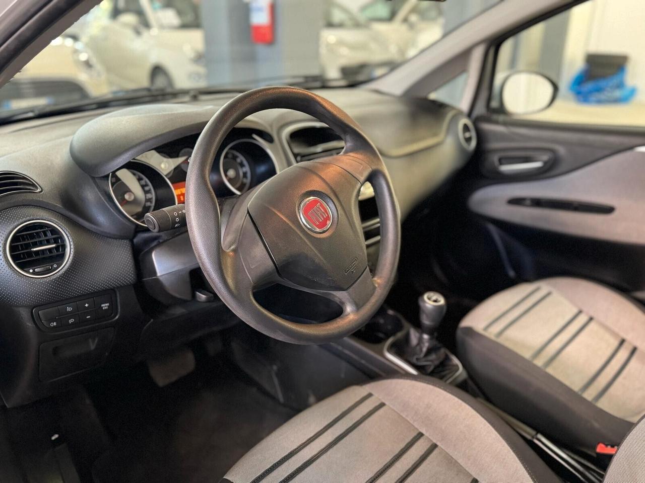 Fiat Punto Evo 5p 1.4 AUTOMATICA 77cv GARANZIA 12 MESI