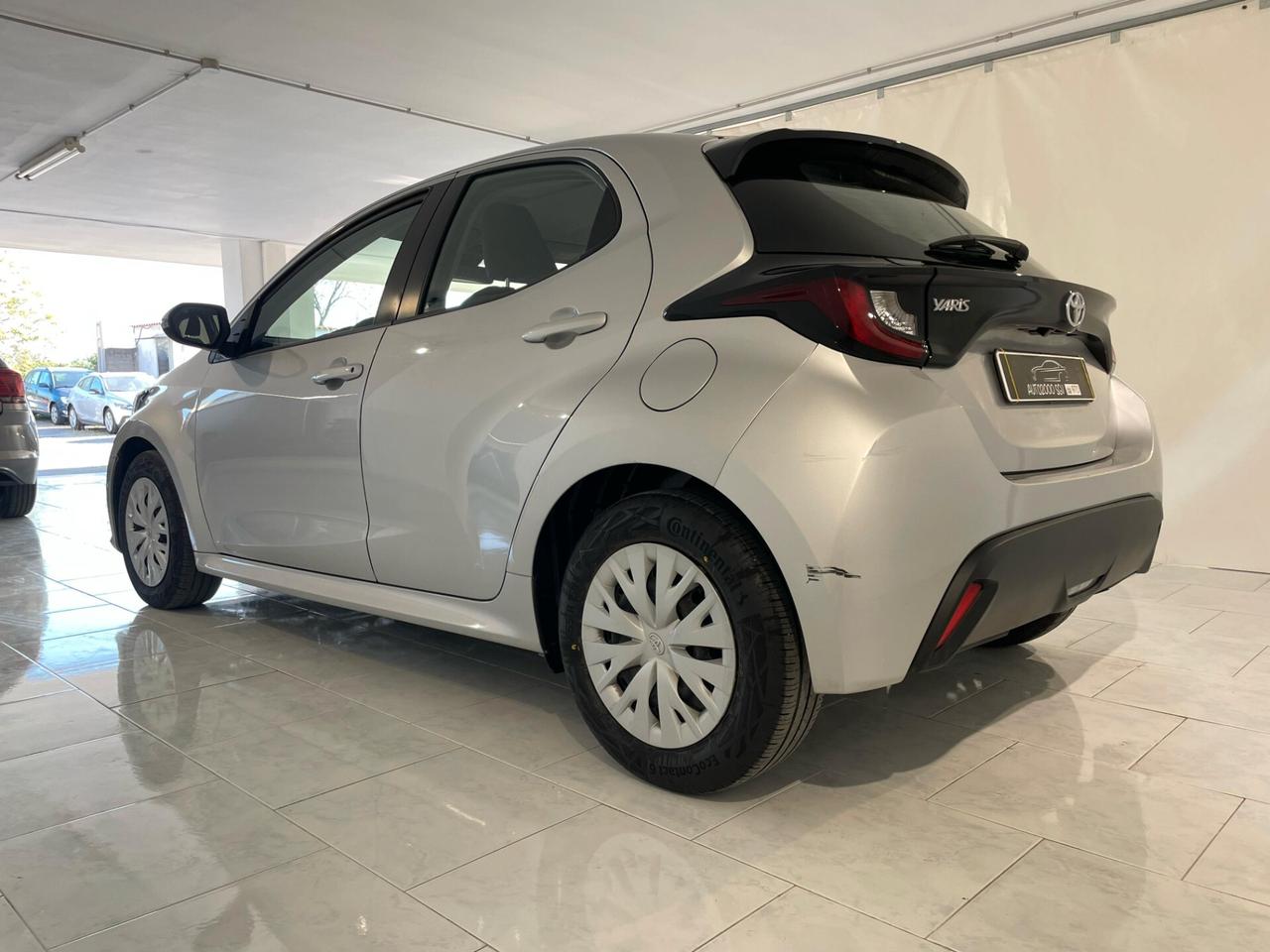 Toyota Yaris 1.0 5 porte 72CV NEOPATENTATI