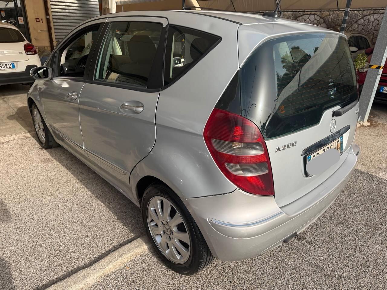 Mercedes-benz A 200 CDI 2004 2.0 140cv