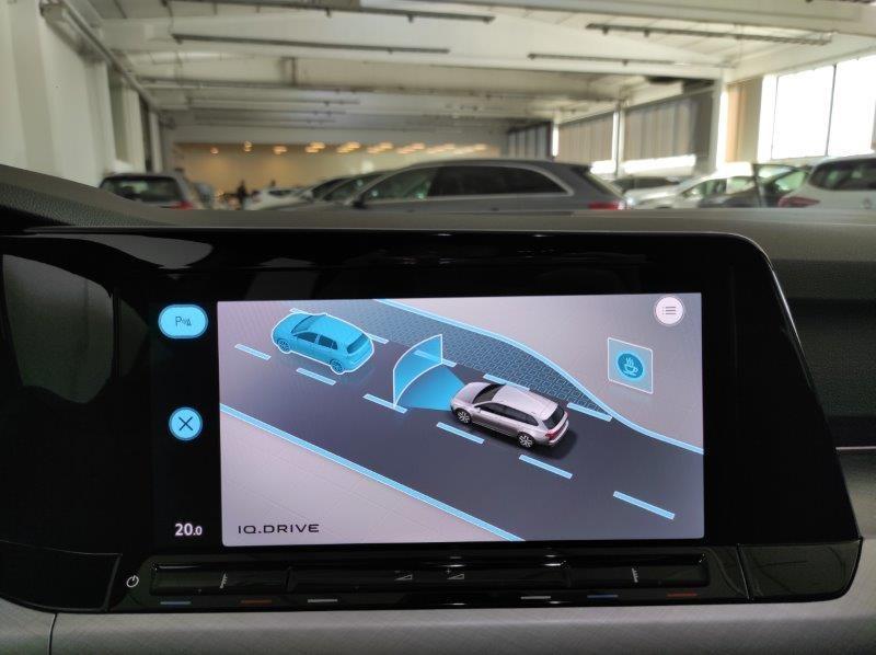 VOLKSWAGEN Golf 8ª serie - Golf Variant 1.0 eTSI EVO DSG Life