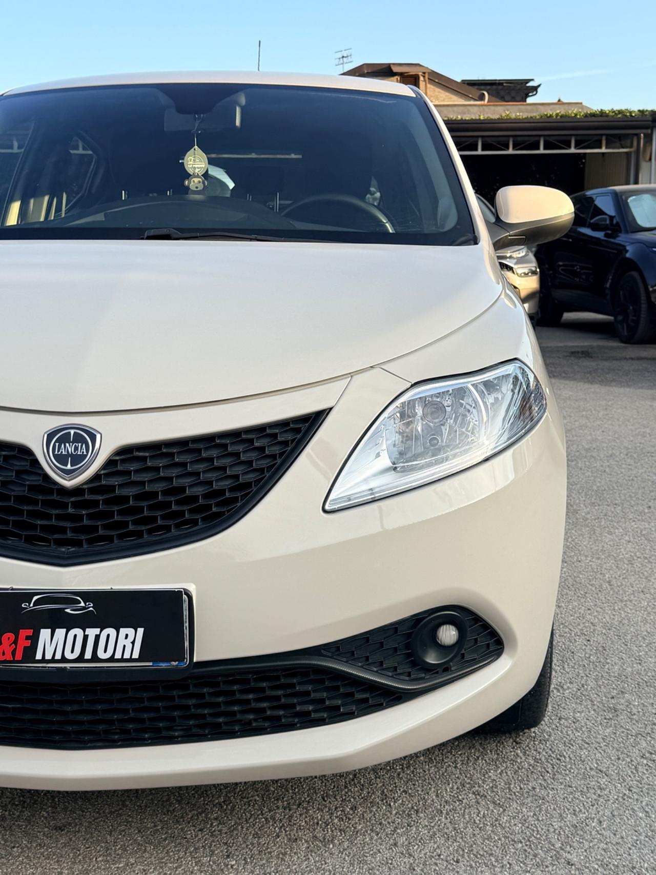 Lancia Ypsilon 1.2 Benz/Gpl 69 CV 5 porte Gold