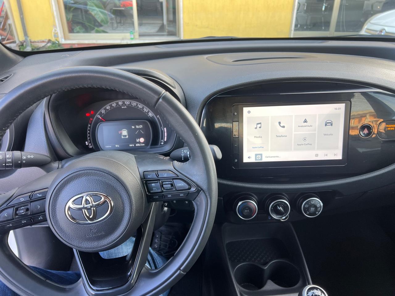 Toyota Aygo X 1.0 VVT-i 72 CV 5 porte Lounge