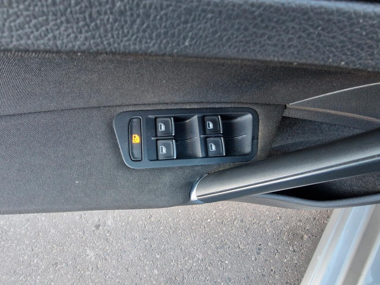 Volkswagen Golf Business 1.6 TDI 5p. 4MOTION Highline BlueMotion Tech.