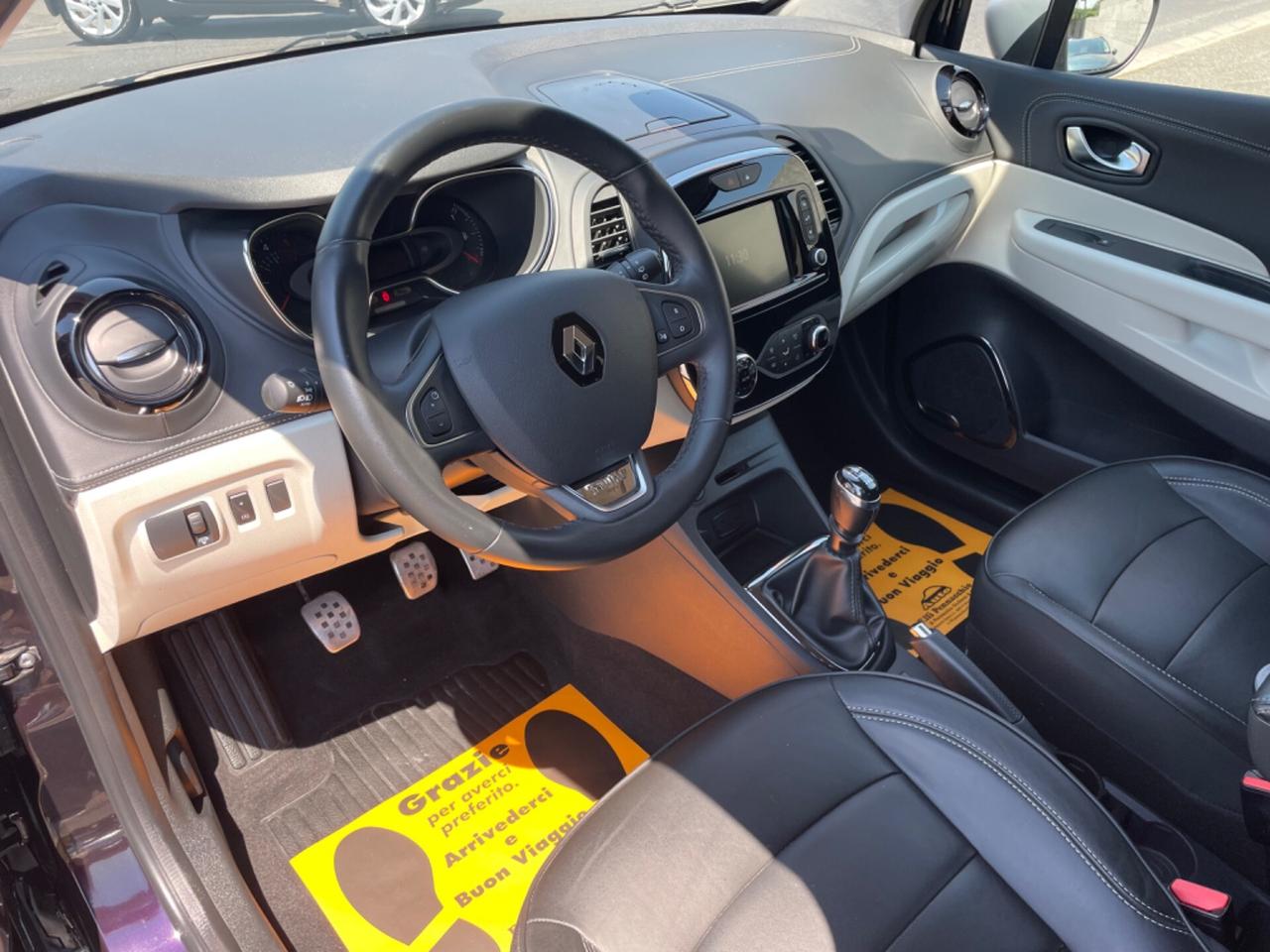 RENAULT CAPTUR INITIALE PARIS 1.5 DIESEL 110 (CV) 2017