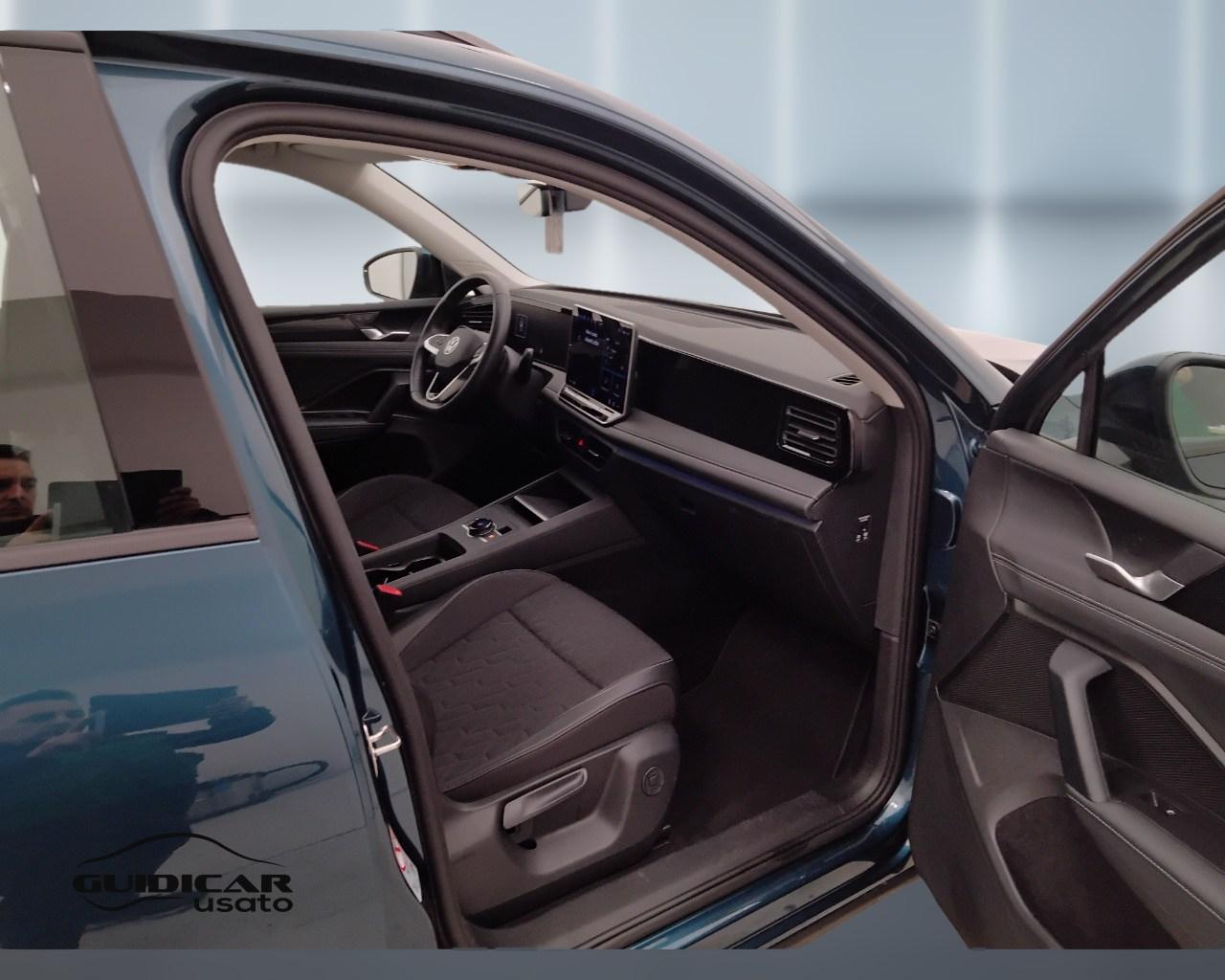 VOLKSWAGEN Tiguan III 2024 - Tiguan 2.0 tdi Life 150cv dsg