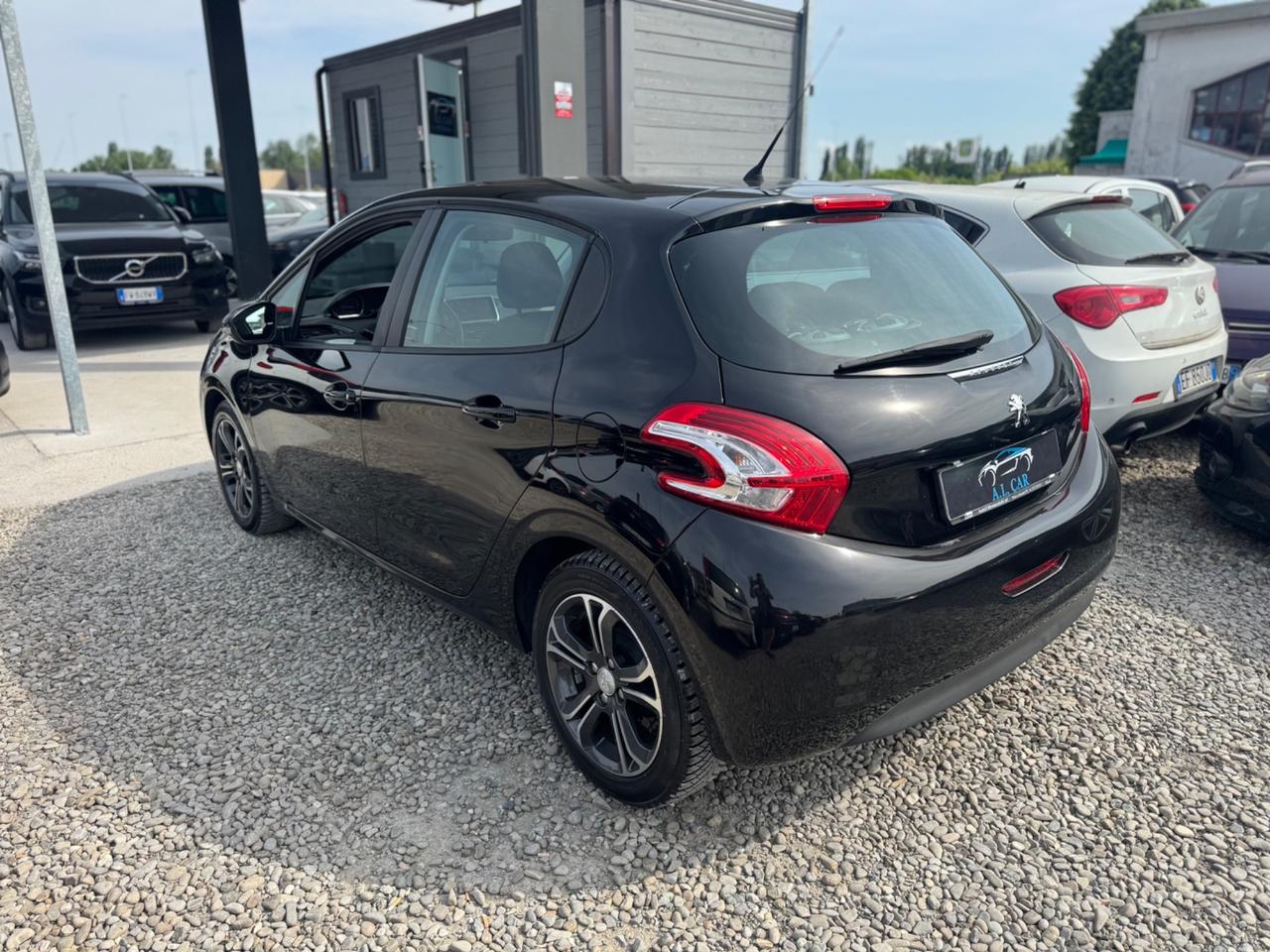 Peugeot 208 PureTech 82 5 porte Active
