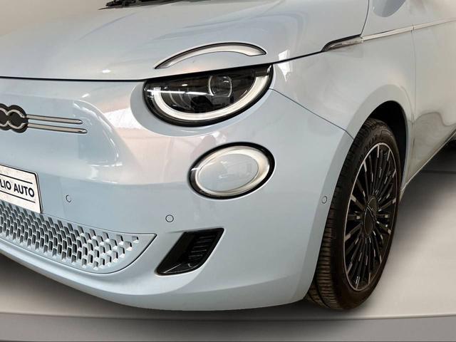 FIAT 500e Berlina 42 kWh La Prima 320 Km Autonomia
