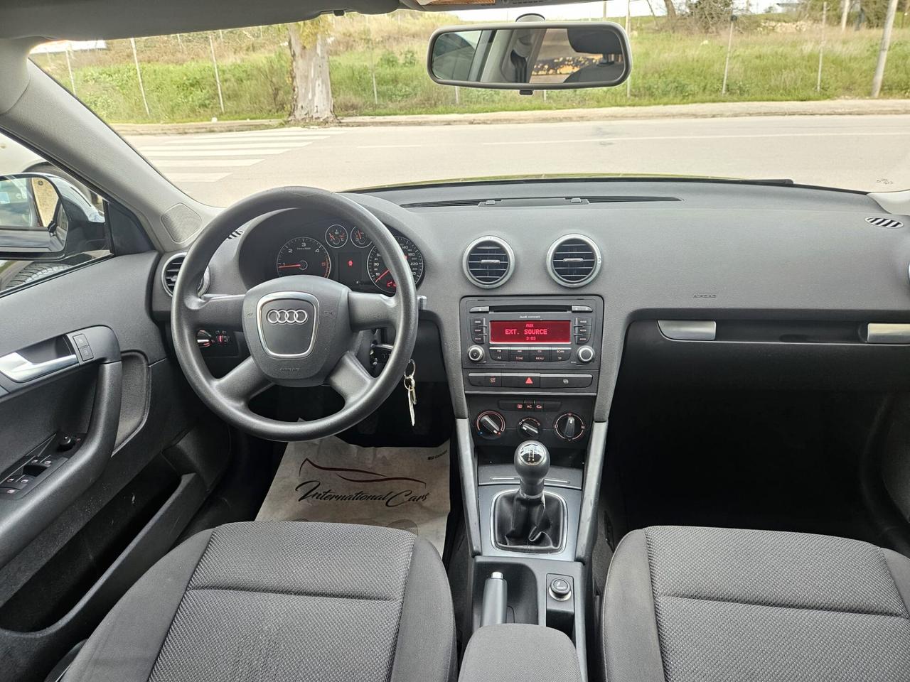 Audi A3 SPB 1.6 TDI 90 CV Attraction