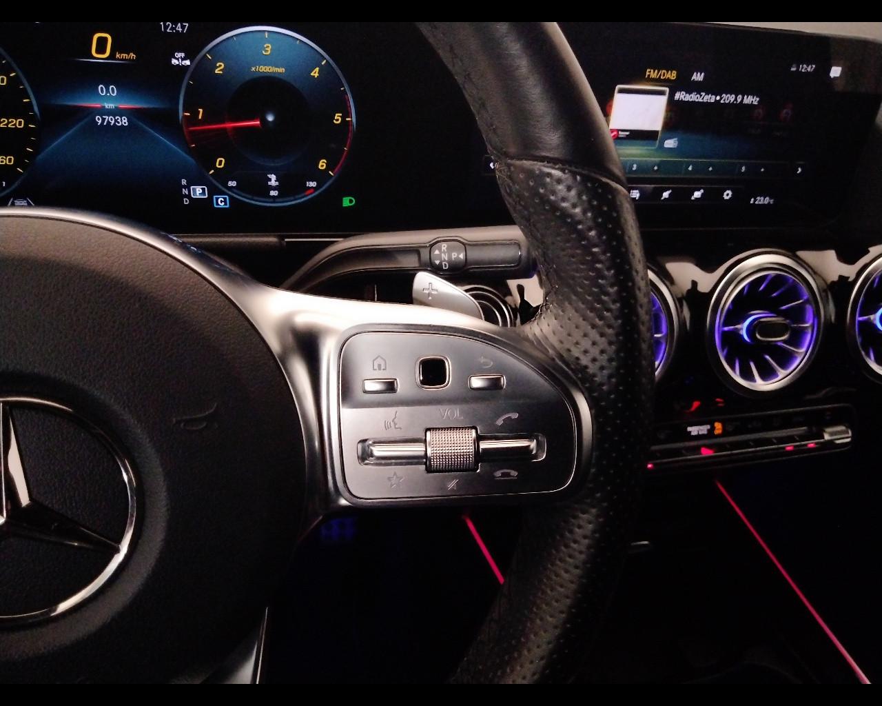 Mercedes-Benz GLA-H247 2020 - GLA 200 d Premium auto