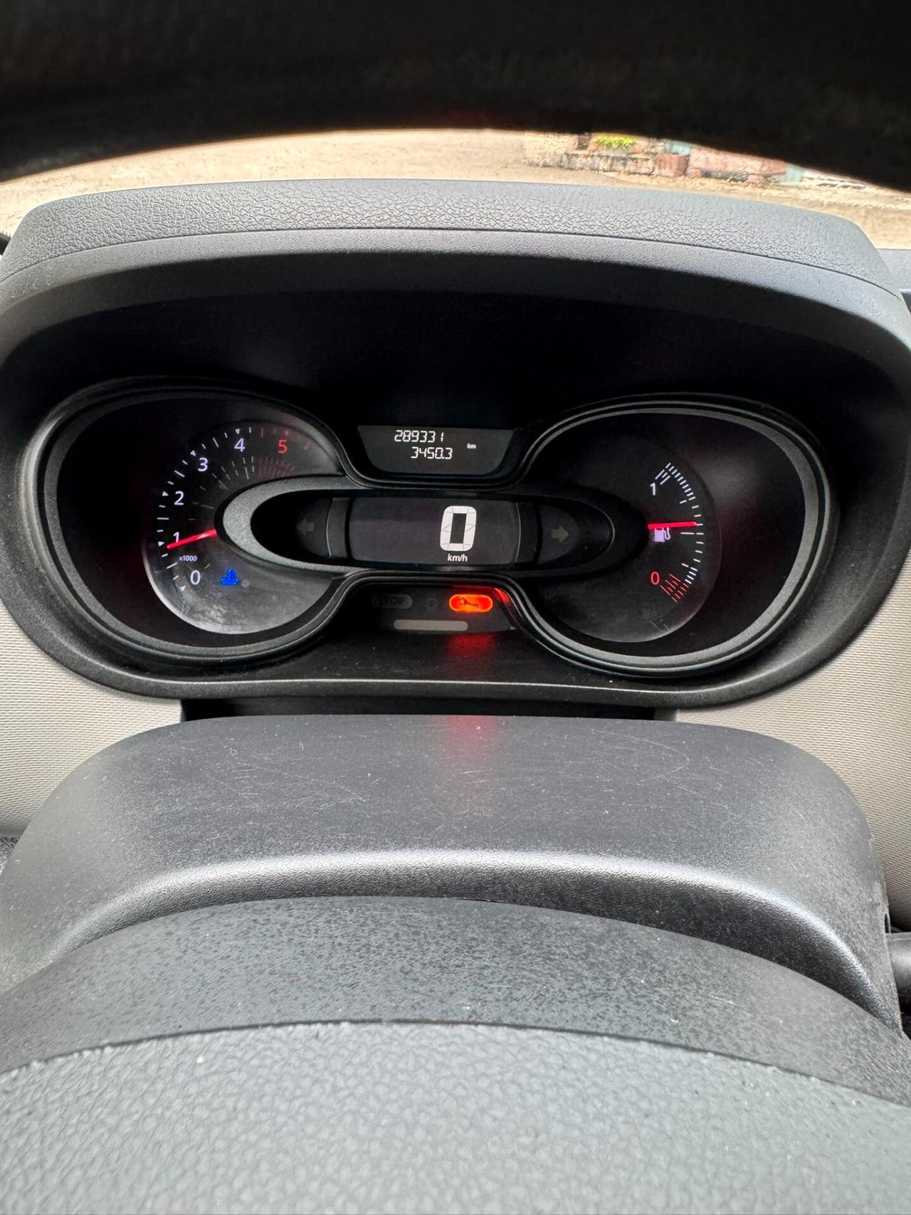 Renault Trafic 9 posti 1.6 dCi 125CV L2 gancio traino