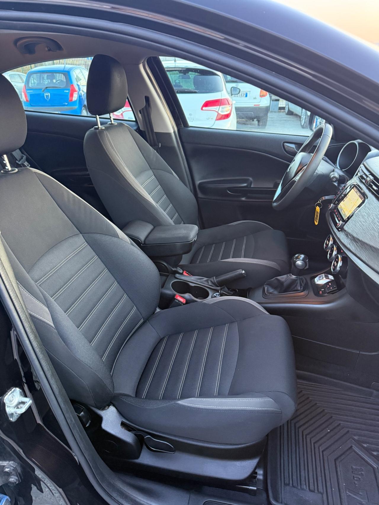 Alfa Romeo Giulietta 1.6 JTDm TCT 120 CV Sportiva