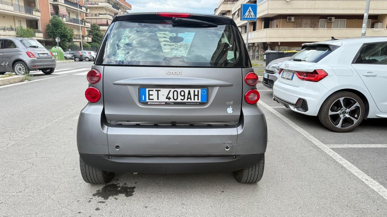 Smart ForTwo 800 40 kW coupé pulse cdiLED NAVI BLUETOOTH CAMBIO AL VOLANTE
