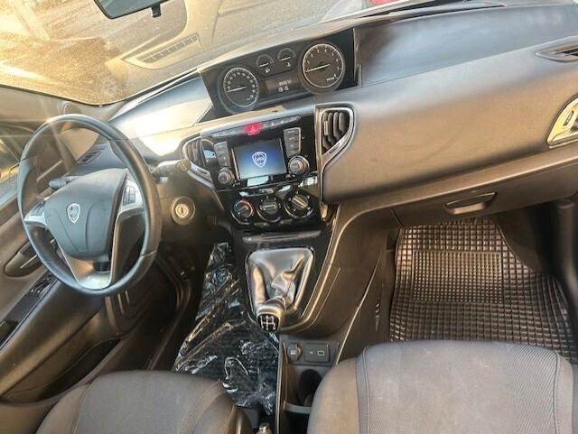 LANCIA YPSILON GPL CASA MADRE 2019