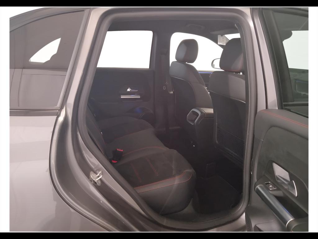 Mercedes-Benz Classe B - W247 2023 - B 180 d AMG Line Advanced Plus auto