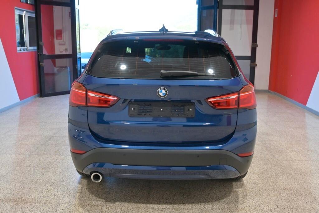 BMW X1 16D 115CV STEPTRONIC S-DRIVE BUSINESS ADVANTAGE ( CRUISE - PELLE - NAVI - CARPLAY - PARK ASSISTANT - TELECAMERA POST. - CERCHI 17 )