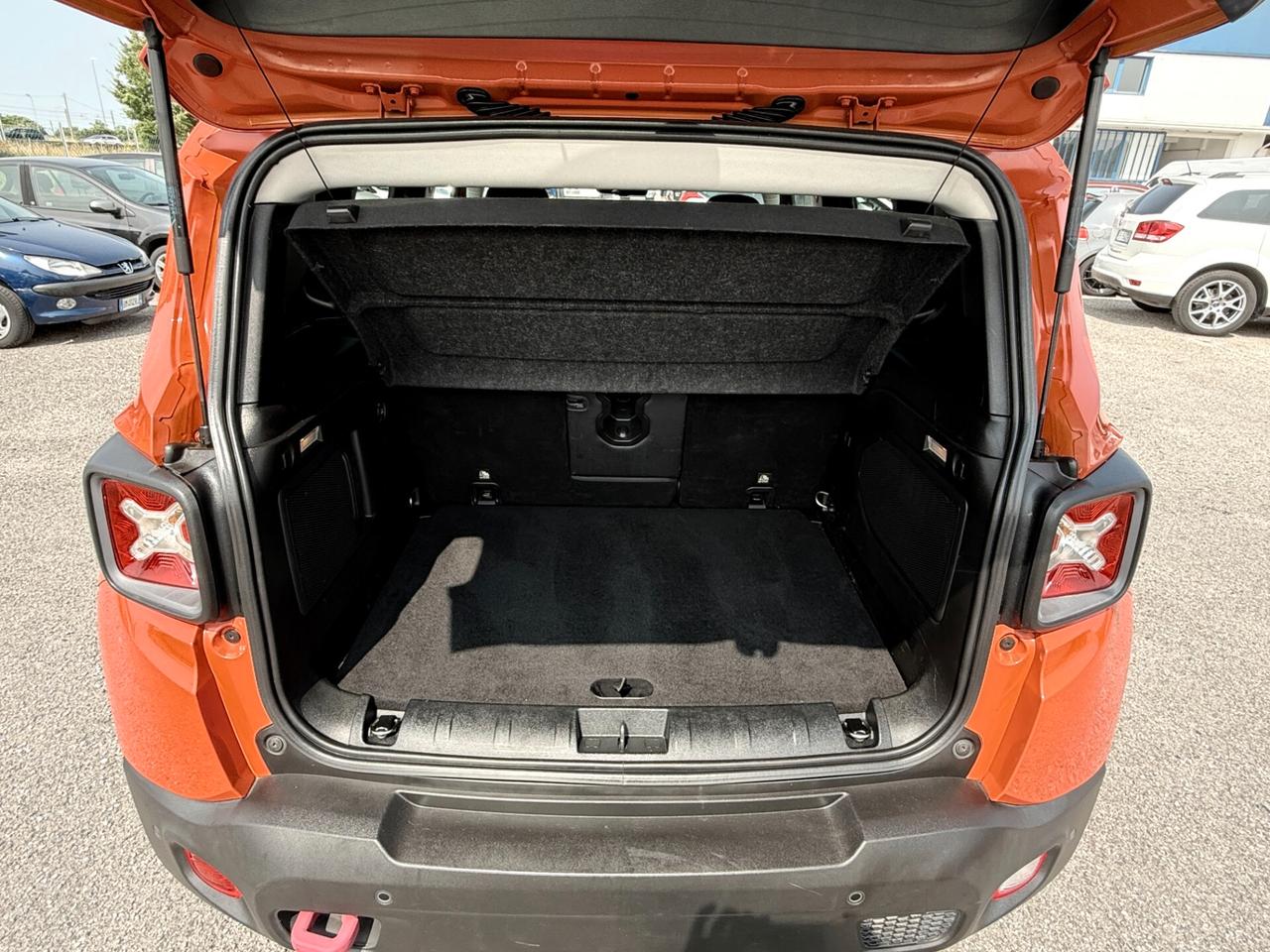 Jeep Renegade 2.0 Mjt 170CV 4WD Active Drive Low Trailhawk