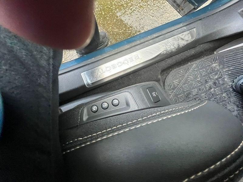 Peugeot 3008 3008 Hybrid 225 e-EAT8 GT Pack