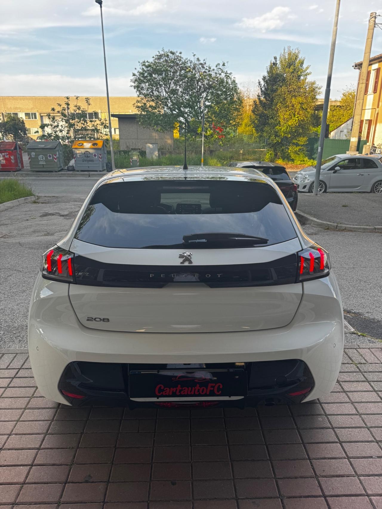 Peugeot 208 PureTech 100 Stop&Start 5 porte Allure Pack