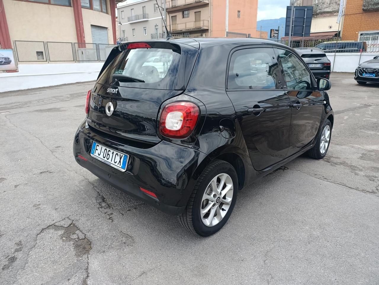 Smart ForFour 70 1.0 Passion
