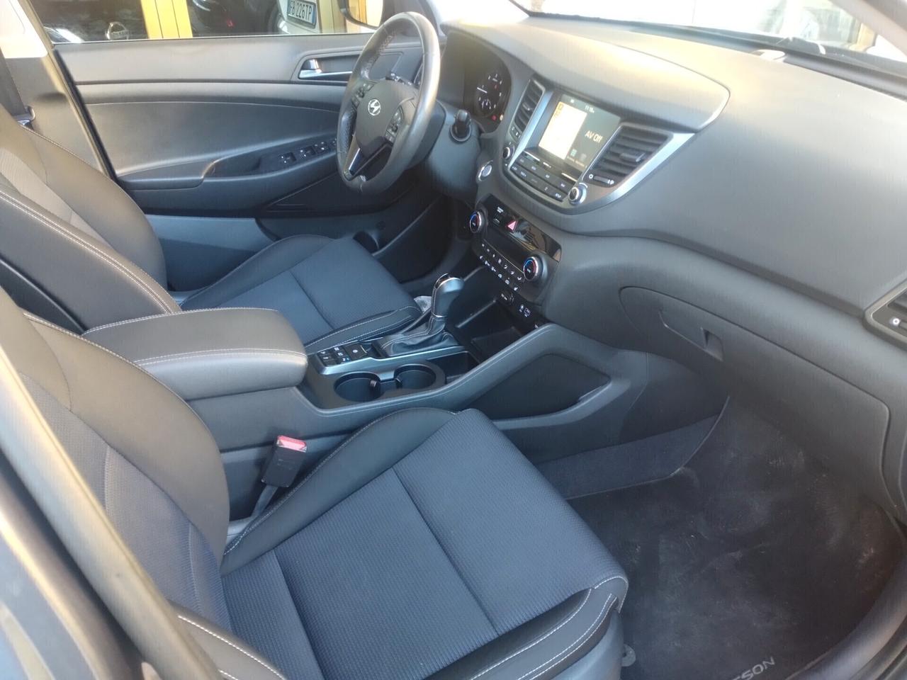 Hyundai Tucson 1.7 CRDi DCT Sound Edition TETTO APRIBILE