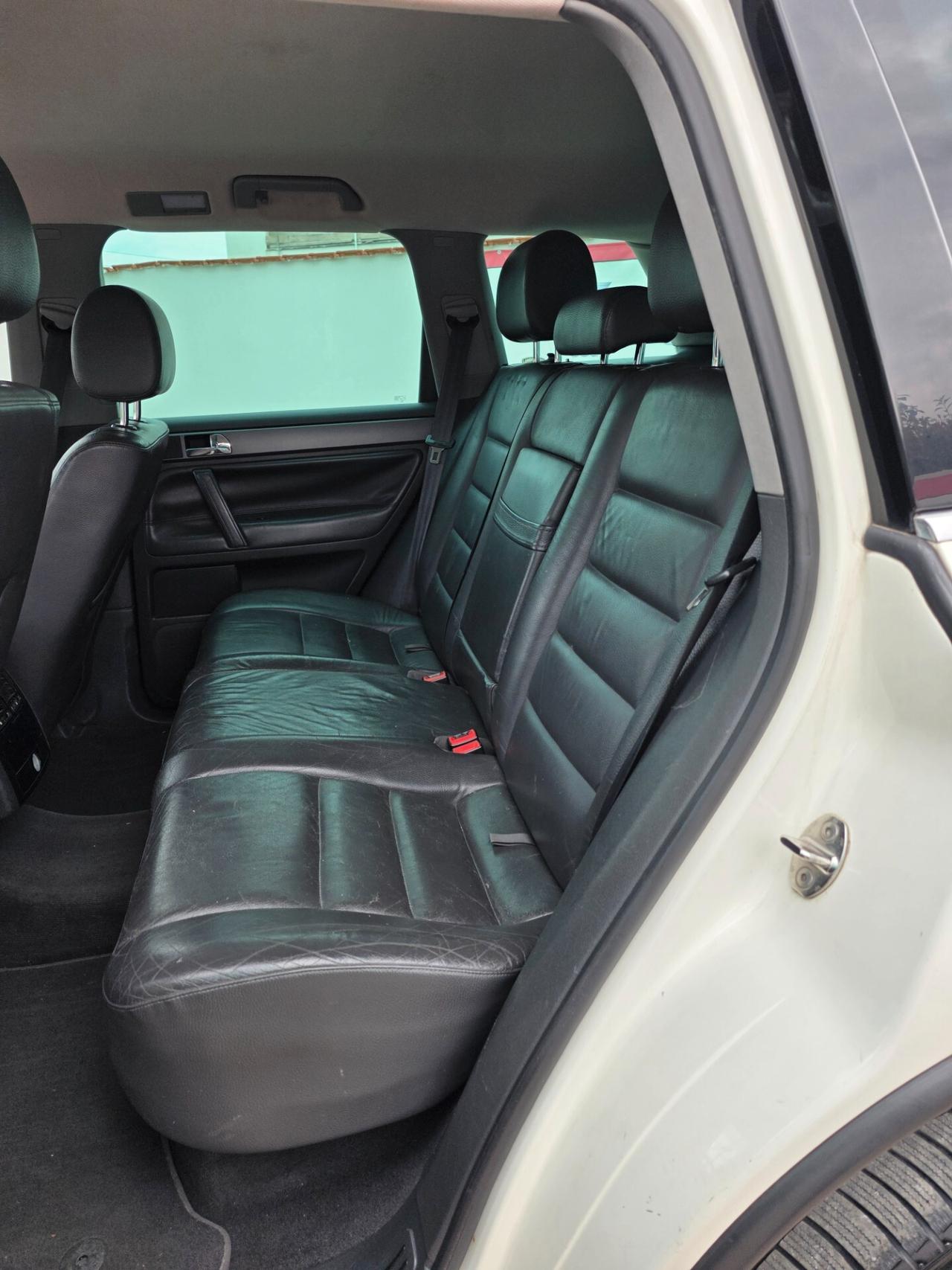 Volkswagen Touareg 3.0/240CV V6 TDI DPF tip.