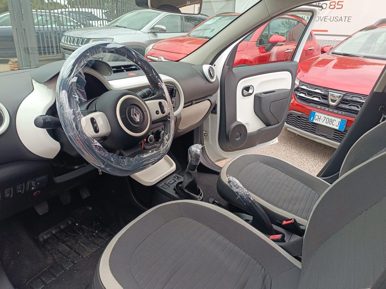 Renault Twingo SCe Lovely