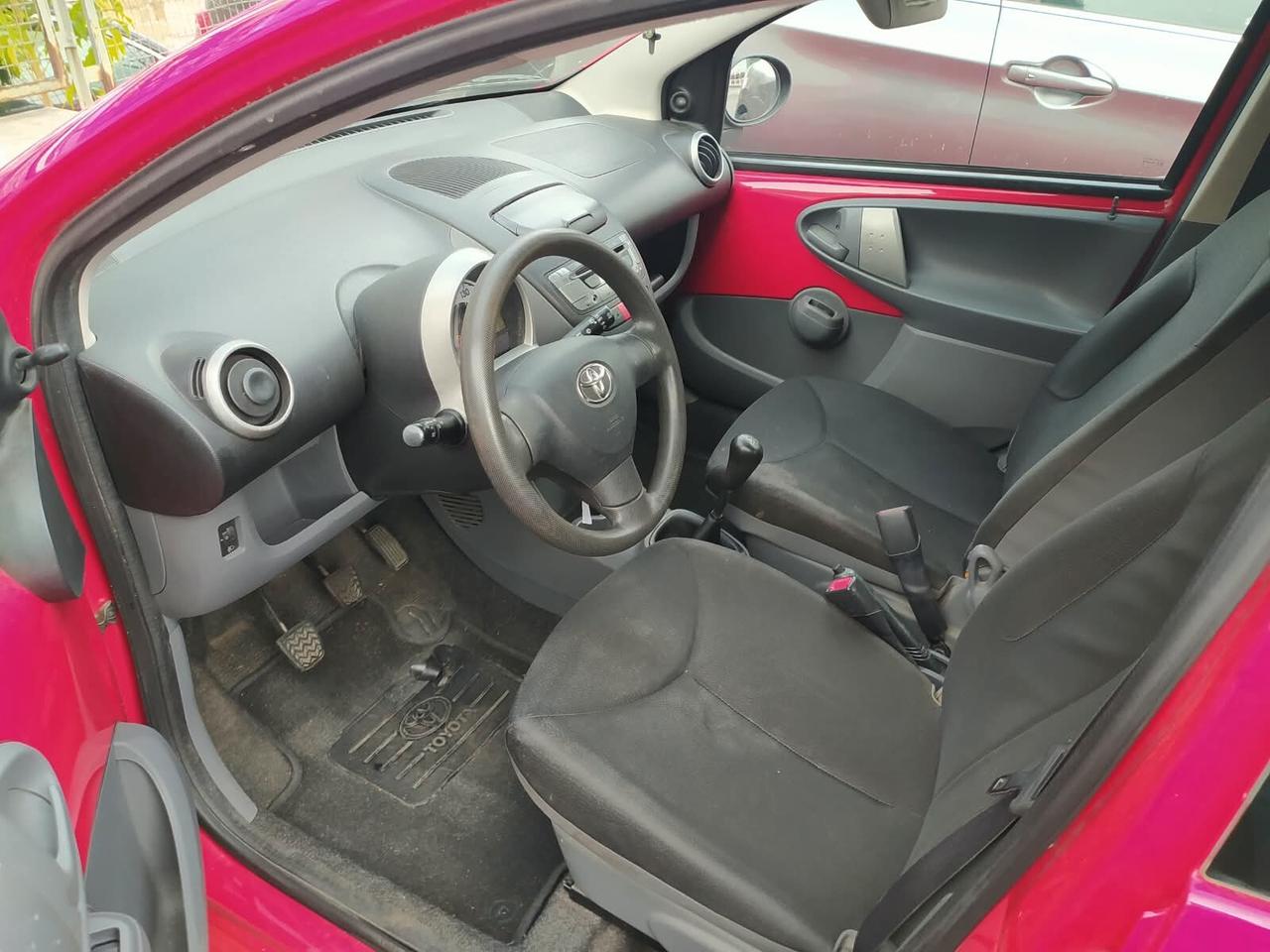 Toyota Aygo 1.0 E5 offerta del mese