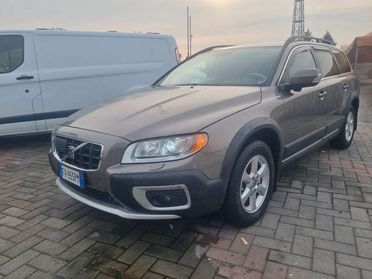 Volvo XC70 XC70 2.4 d5 Kinetic awd 185cv
