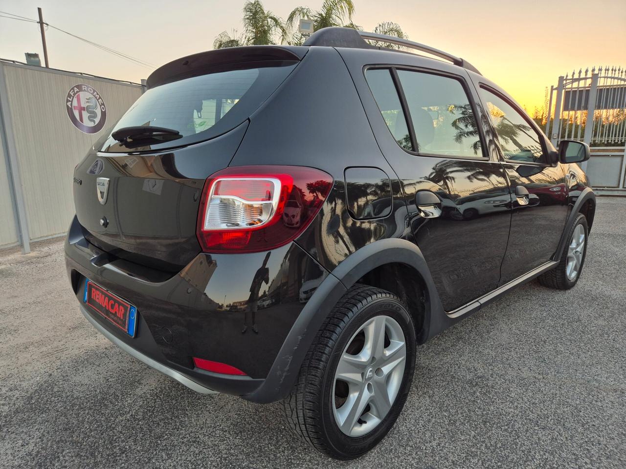 Dacia SANDERO STEPWAY 1.5 dCi 90CV RESTAYLING 2015 FULL