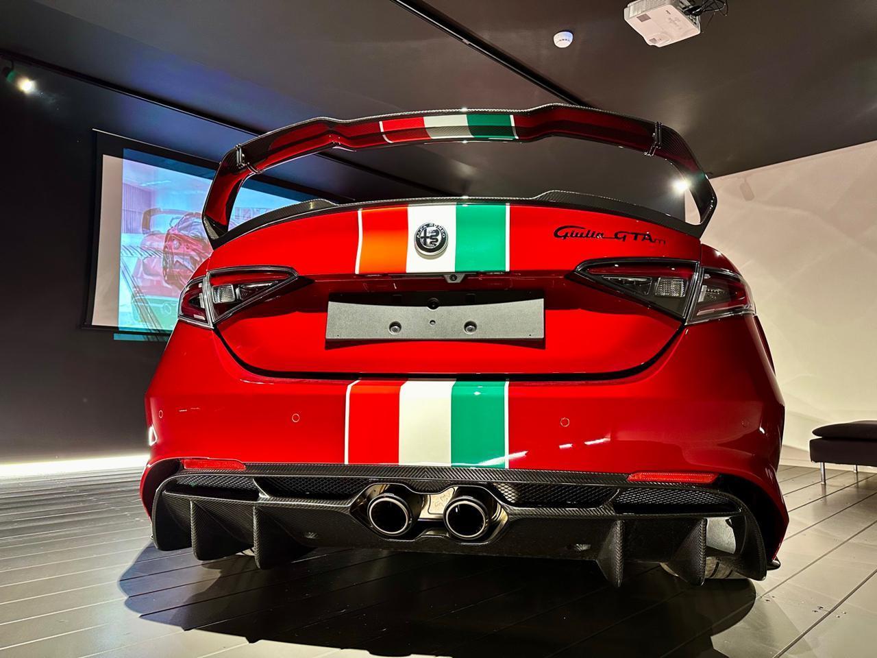 Alfa Romeo Giulia 2.9 V6 GTAm 540cv auto