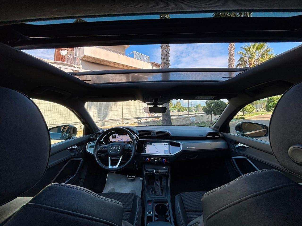 Audi Q3 35 TDI S tronic line edition//