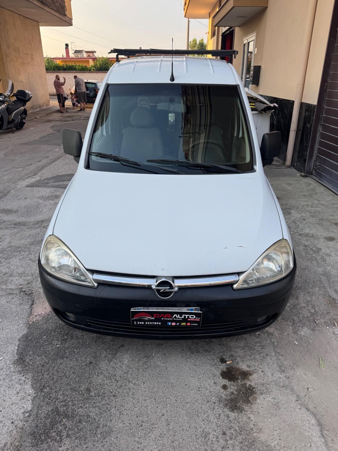 Opel Combo 1.7 DI 4p. Van Vetrato