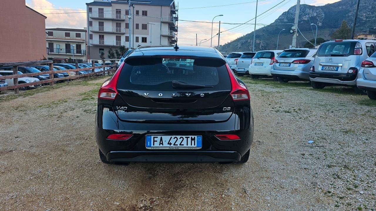 VOLVO V40 2.0 CC D2 120 CV 2015 KINETIC