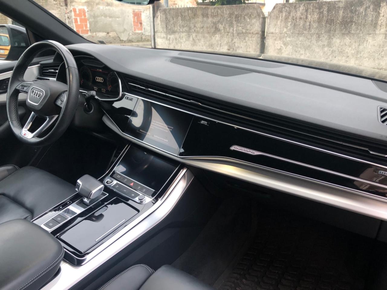 Audi Q8 50 TDI 286 CV quattro tiptronic Sport