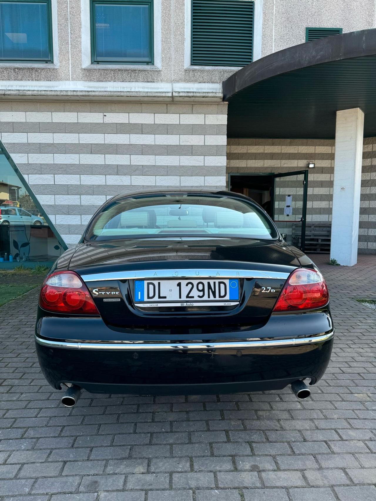 Jaguar S-Type 2.7 diesel V6 Executive